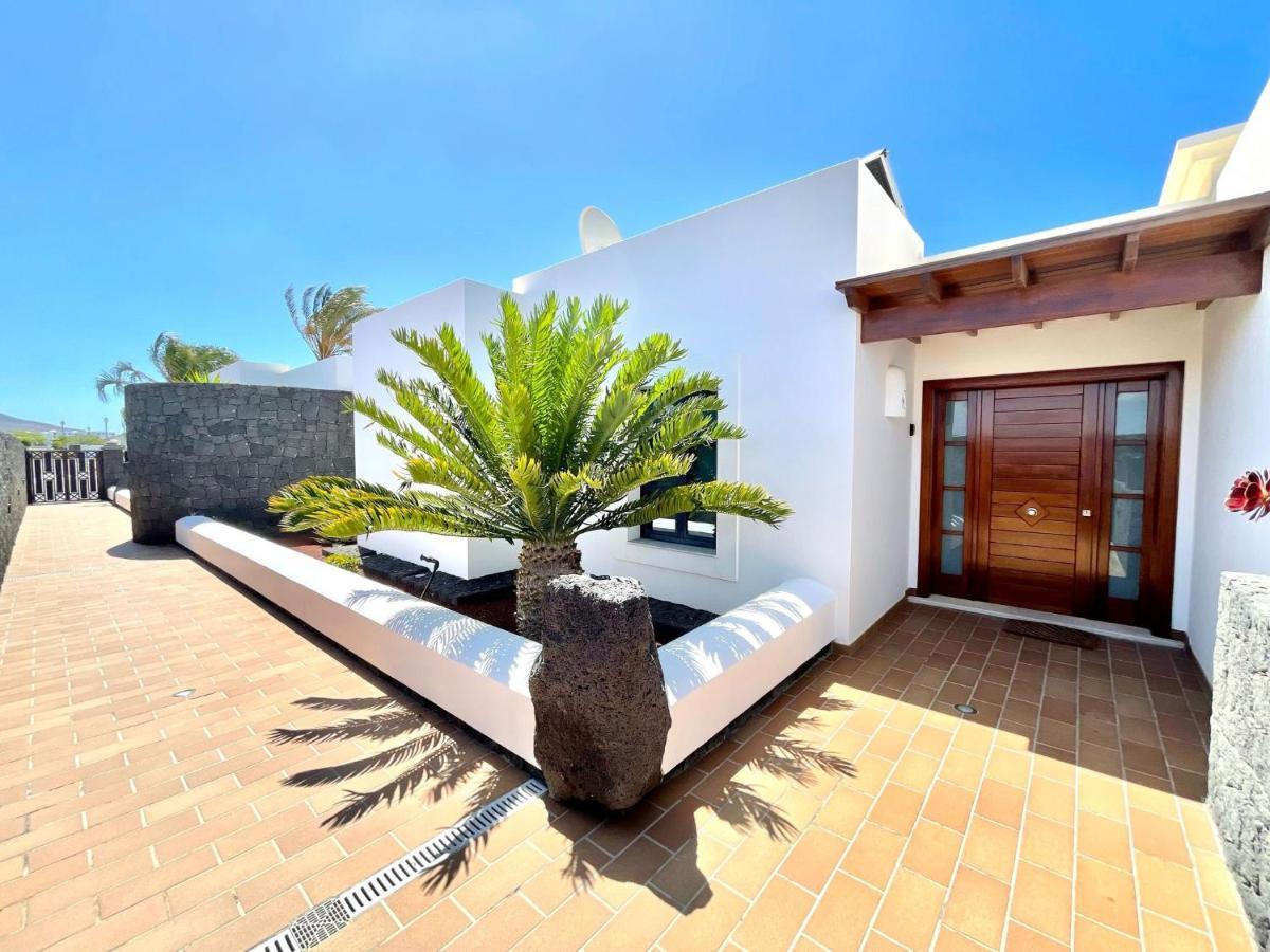Villas Mamma Mia Pool Heat Private & Jacuzzi Playa Blanca  Ngoại thất bức ảnh